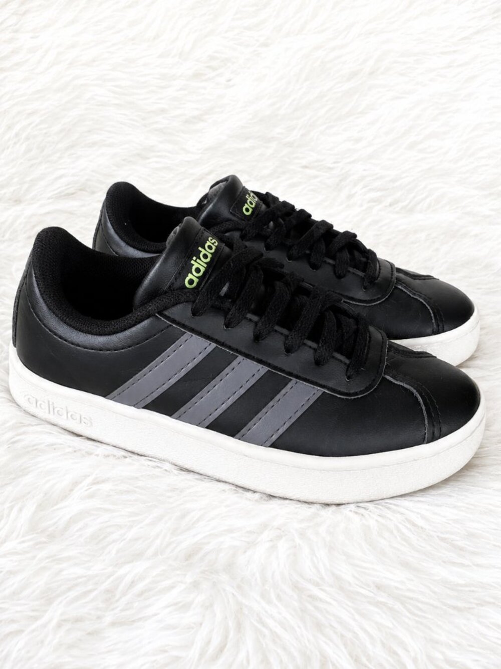 Adidas VL Kids Black Classic Stripe Athletic Sneakers SZ 10.5